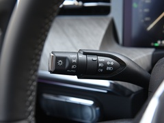 2022款 3.0T 商务版 登峰型 7座