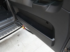 2022款 3.0T 商务版 登峰型 7座