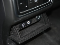 2022款 3.0T 商务版 登峰型 7座