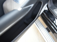 2022款 3.0T 商务版 登峰型 7座