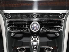 2022款 4.0T V8 标准版