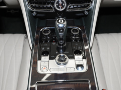 2022款 4.0T V8 标准版