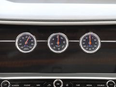 2022款 4.0T V8 标准版