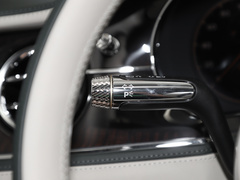 2022款 4.0T V8 标准版