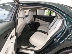2022款 4.0T V8 标准版