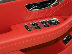 2022款 4.0T V8 标准版