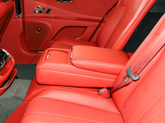 2022款 4.0T V8 标准版