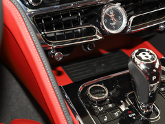 2022款 4.0T V8 标准版