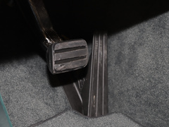 2022款 4.0T V8 标准版