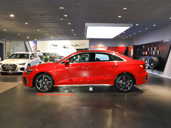 2021款 A3L Limousine 35 TFSI 时尚运动型