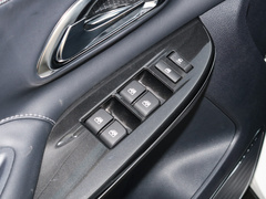 2021款 1.5T 自动尊享型