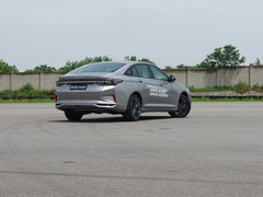 2021款 1.5T 超能型爸版
