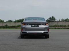 2021款 1.5T 超能型爸版
