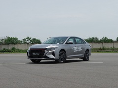 2021款 1.5T 超能型爸版