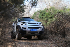 2021款 110 P400 X-DYNAMIC HSE