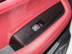 2021款 2.0T 自动旗舰型