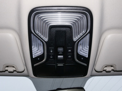2021款 2.0T 自动旗舰型