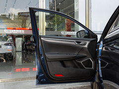 2021款 UP 1.4T 手動領(lǐng)尚型