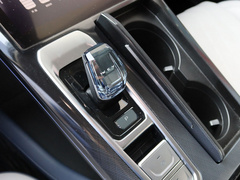 2021款 2.0T 两驱特香版