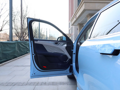 2021款 2.0T 两驱特香版