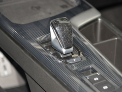 2021款 1.5T 铂金兔