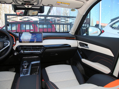 2021款 1.5T 铂金兔