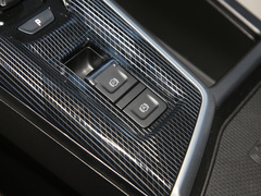 2021款 1.5T 铂金兔