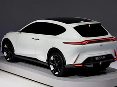 2023款 90kWh Elite四驱版