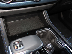 2021款 2.0D 自动四驱刀锋英雄版侠客型（前后电控锁）