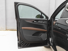 2021款 2.7T 四驱尊耀版