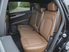 2021款 2.7T 四驱尊耀版
