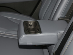 2021款 2.0T 四驱尊享版