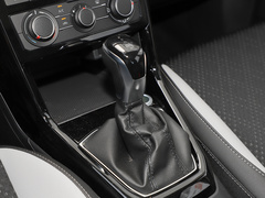 2021款 200TSI DSG R-Line智联版