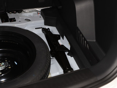 2021款 1.5T CVT尊贵型