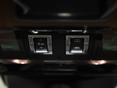 2021款 5.0 SC V8 SVR 竟速绿定制版