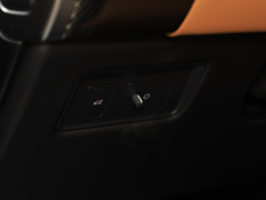 2021款 5.0 SC V8 SVR 竟速绿定制版