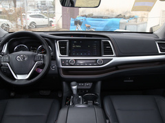 2021款 2.0T 四驱豪华版 7座