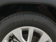 2021款 1.5T 手动荣耀版