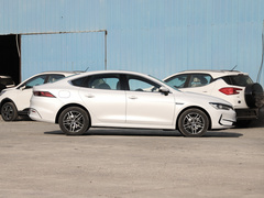 2021款 EV 400KM 豪华型