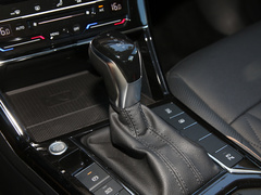 2021款 330TSI 尊贵版