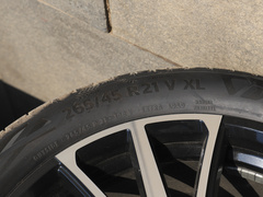 2021款 2.0T 两驱特浓版