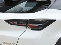2021款 1.5T 卓越型