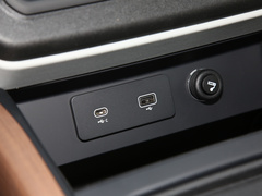 2021款 90 P400 X-DYNAMIC S