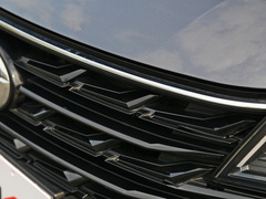 2021款 PLUS 235T 自动尊贵版
