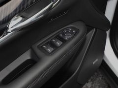 2021款 2.0T 七座两驱豪华型