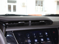 2021款 2.0T 六座四驱豪华型