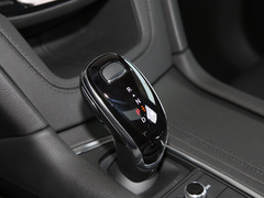 2021款 2.0T 六座四驱豪华型