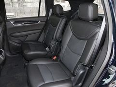 2021款 2.0T 六座四驱豪华型