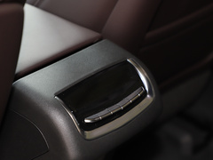 2021款 2.0T 七座四驱豪华型