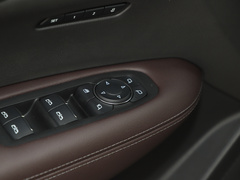 2021款 2.0T 七座四驱豪华型